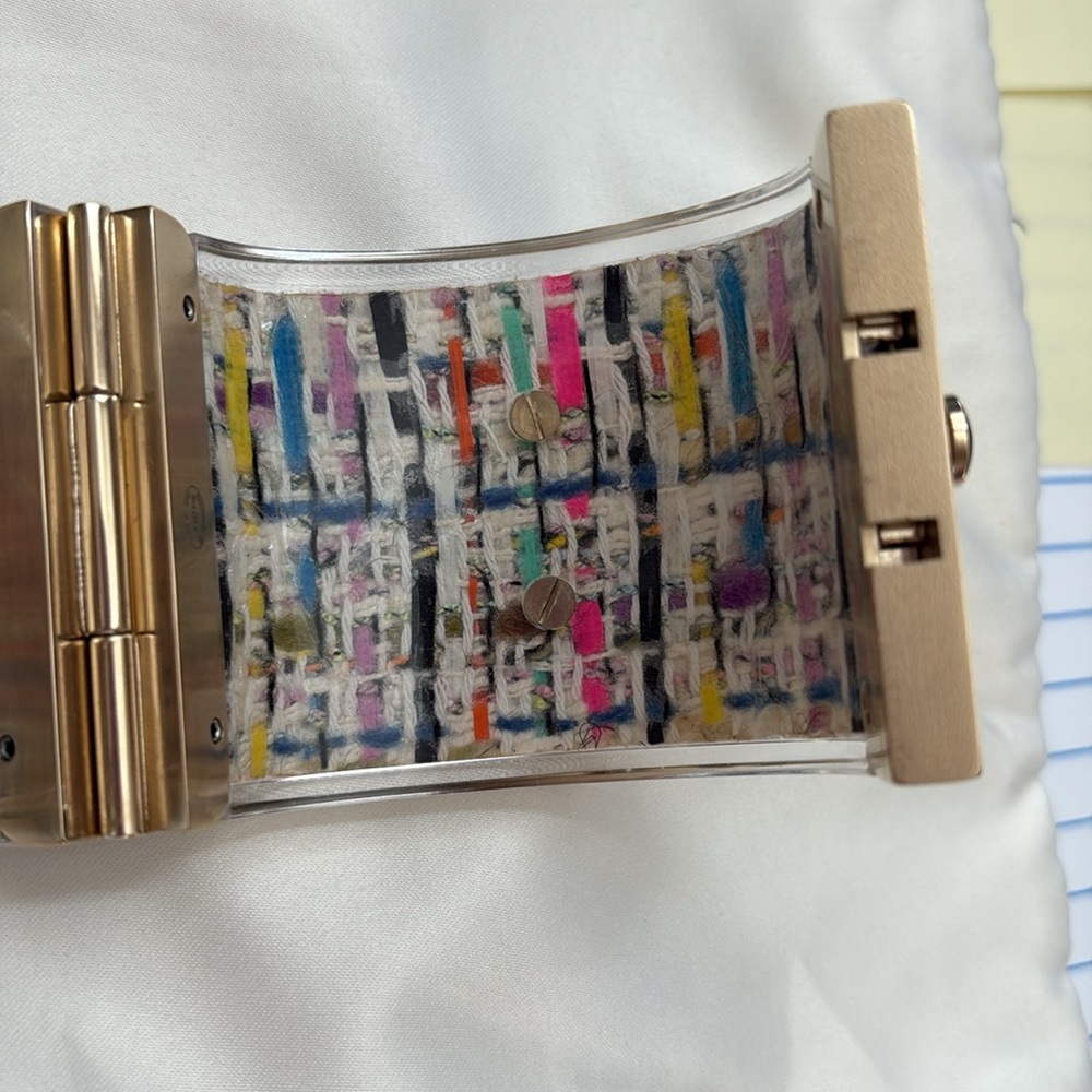 Chanel Rare iridescent Cuff Bracelet - Picture 6 of 7